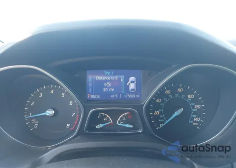 2013 Ford Focus Se z USA, uszkodzony, nr VIN 1FADP3F24DL211123